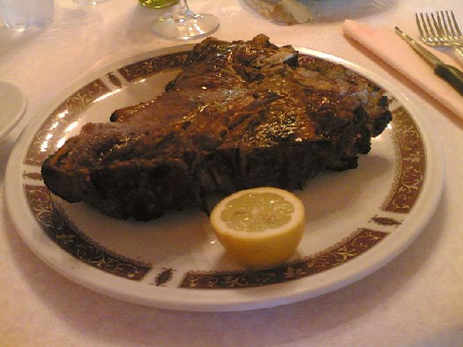 Torna la 'vera bistecca fiorentina'