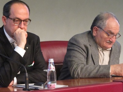 De Castro (a sinistra) e Salamini durante il convegno 'Genomi e dintorni'