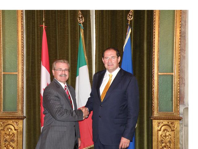 Il ministro Galan e il ministro canadese Gerry Ritz