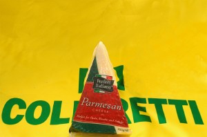 Coldiretti: dopo il Parmesan-Parmigiano arriva il Pamesello 