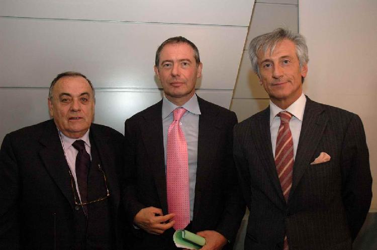 Da sinistra, Domenico Scarpellini presidente di CesenaFiera, l'on. Adolfo Urso e Paolo Bruni, presidente Fedagri-Confcooperative