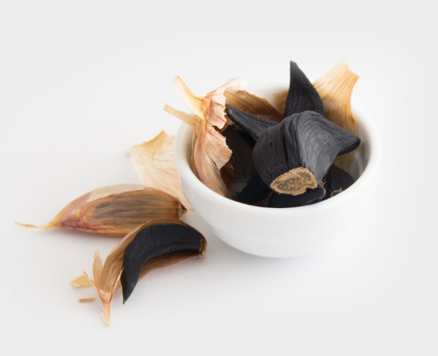 L'aglio nero è un prodotto tipico nella cucina asiatica