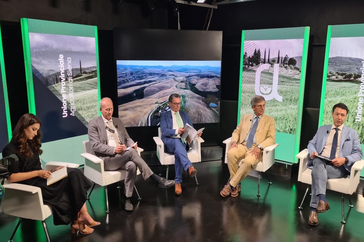 Un momento dell'incontro organizzato da Upa Siena