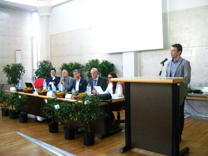 Un momento del convegno sugli agrumi tenutosi in Calabria ed organizzato da Lameta