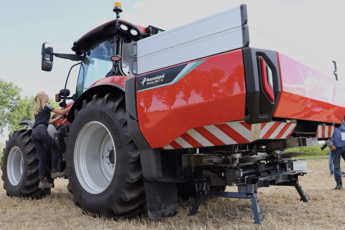 Spandiconcime Kverneland Alentix 8047 GI, la prova in campo