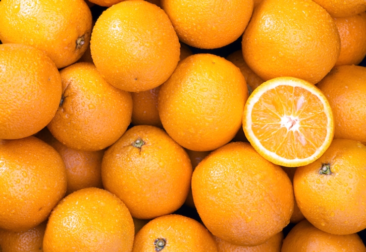 Si teme che le arance iberiche possano essere vendute come italiane, sfruttando gli alti prezzi di mercato della sicilia e a danno degli agrumicoltori siciliani