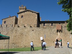 Il Castello Banfi, sede del convegno organizzato da Bayer Cropscience sulla vitivinicoltura italiana