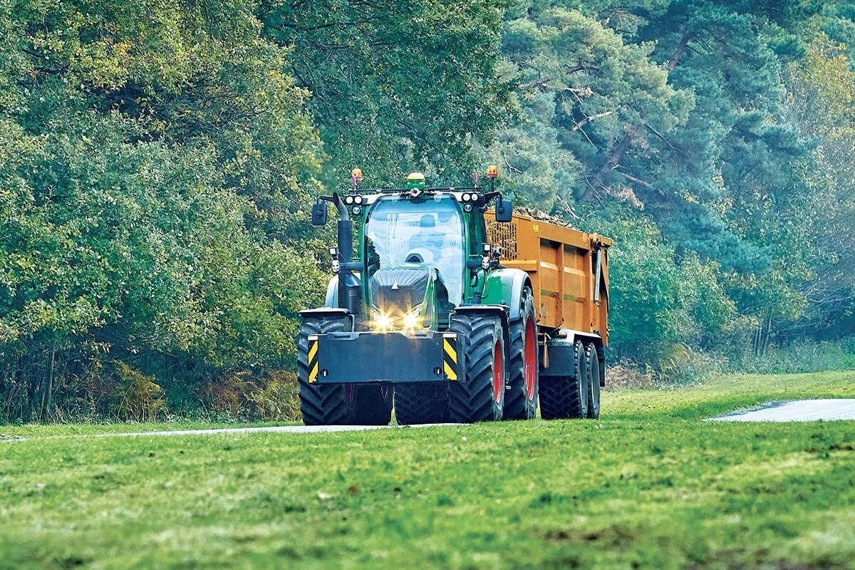 Pneumatici BKT per macchine da raccolta, rimorchi e trattori in cerealicoltura