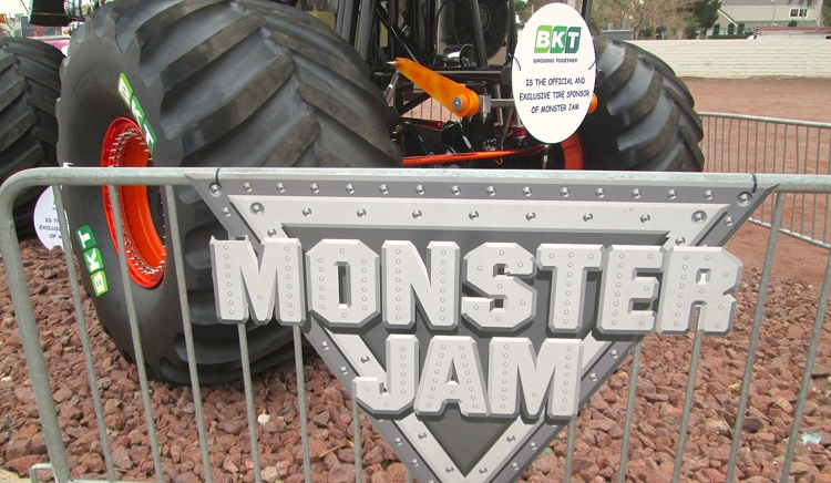 Bkt è sponsor tecnico del Monster Jam fino al 2018