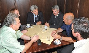 L'assessore Hans Berger con la delegazione di operatori commerciali russi