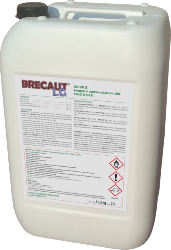 Brecaut® LG è composto per il 15% da azoto totale, di cui il 10,4% è azoto nitrico e il 4,6% è azoto ammoniacale, e per il 10,4% da ossido di calcio solubile in acqua