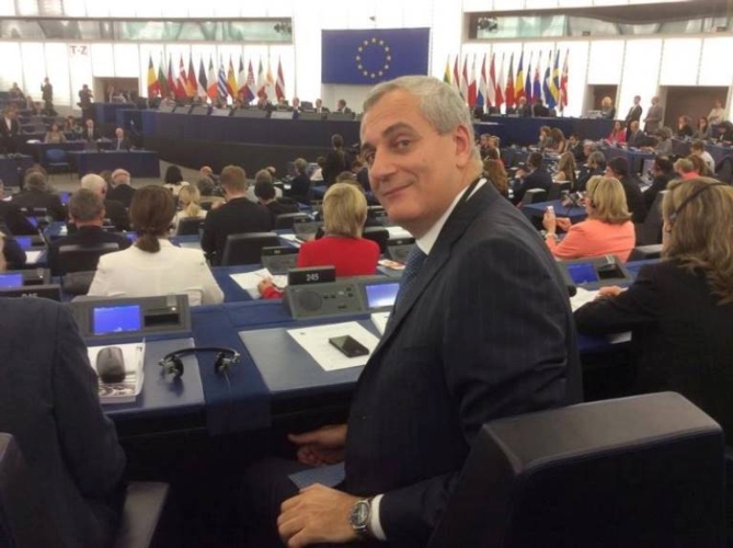 Nicola Caputo, l'europarlamentare che ha sollevato il caso del Regolamento 'made in', bloccato da 5 anni dal Consiglio