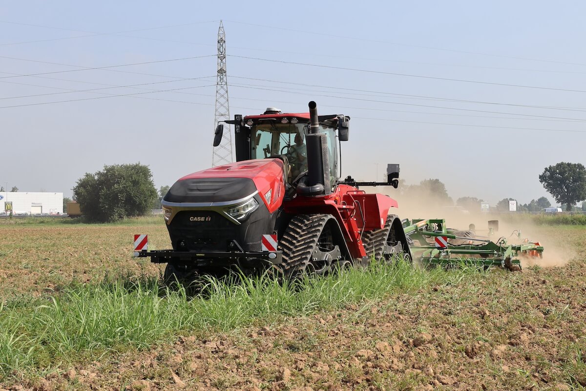 Prima volta in campo per il nuovo Quadtrac 715 AFS Connect di Case IH, potente e capace