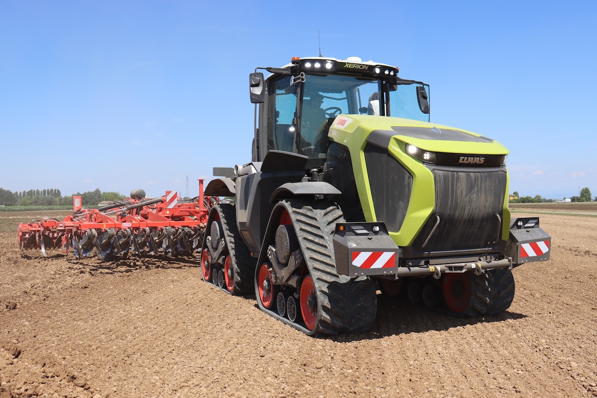 Claas presenta Xerion 12.650 Terra Trac, il nuovo trattore cingolato da 653 cavalli