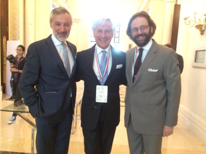 Da sinistra: Lorenzo Angeloni, ambasciatore italiano in India, Paolo Bruni, presidente Cso Italy e Francesco Pensabene, direttore Ice India