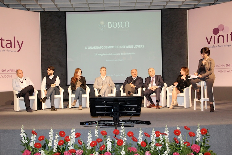 Da sinistra: Andrea Gori, Daniele Dodaro, Diletta Sereni, Fabio Piccoli, Oscar Farinetti, Corrado Giacomini, Elena Amadini e Elena Rocco
