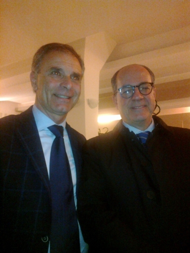 Alfonso Di Massa, presidente Fedagri Confcooperative Campania e Paolo De Castro, ieri sera a Salerno per discutere di aggregazione e San Marzano