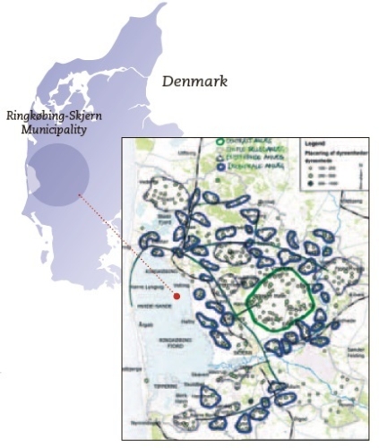 Distribuzione degli allevamenti nel territorio del Comune di Ringkøbing-Skjern in Danimarca. I cerchi indicano gruppi di piccole fattorie che conferiranno il letame in appositi Centri di Digestione Anaerobica  Delocalizzati (Cdad)