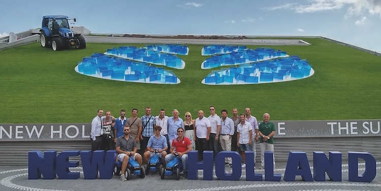 Celebrata a Expo la cerimonia per il primo T9 New Holland in Italia