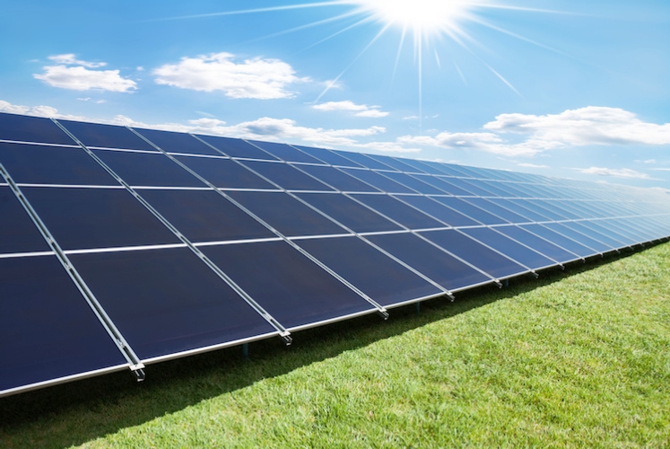 fotovoltaico-pannelli-solari-pannello-solare-by-itestro-fotolia-750