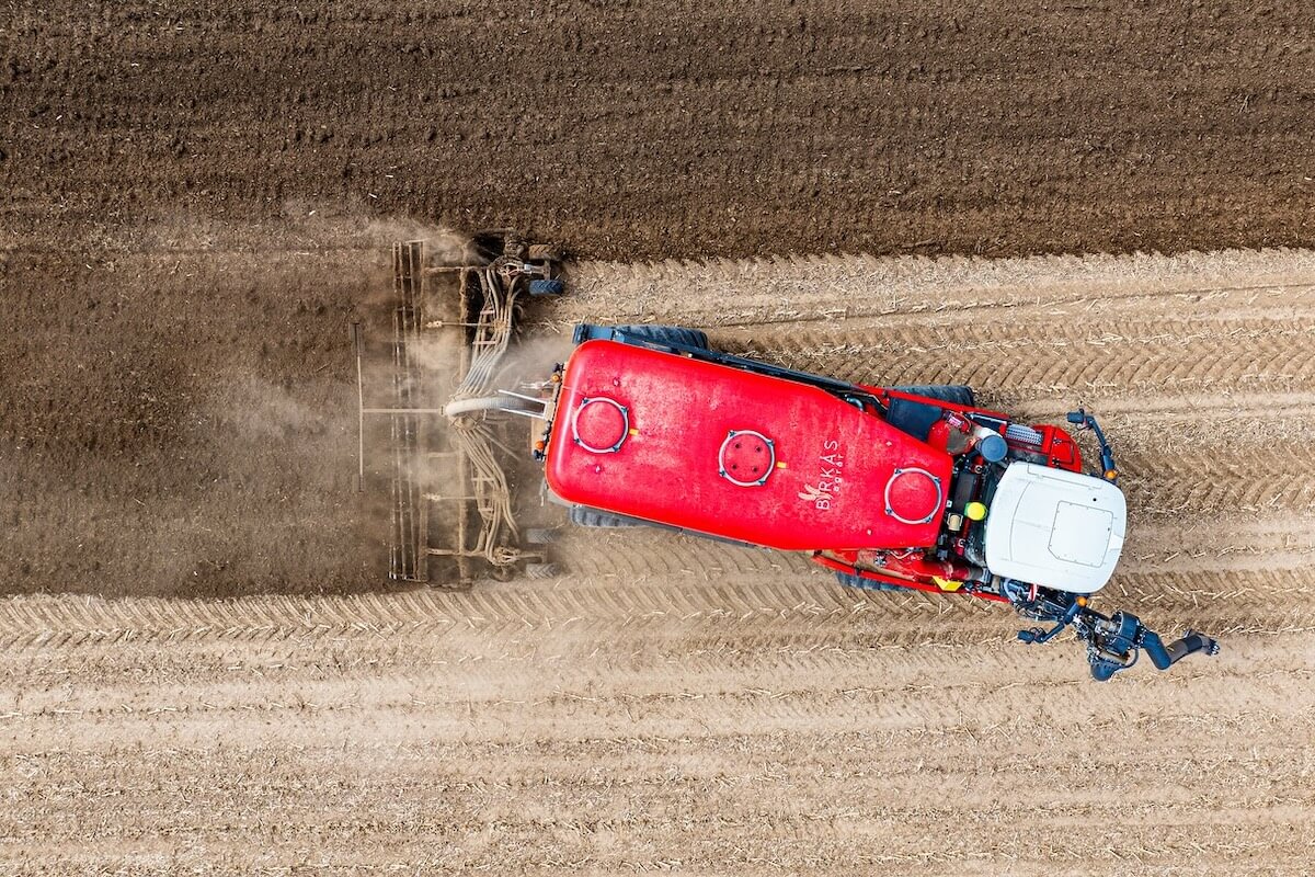 Guida alla scelta delle macchine per distribuire i reflui zootecnici e ridurre l'azoto