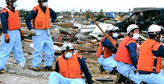 Fukushima, un momento nel dopo-tsunami