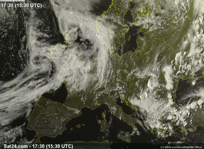Recente immagine satellitare che mostra la Penisola sgombra da nubi 