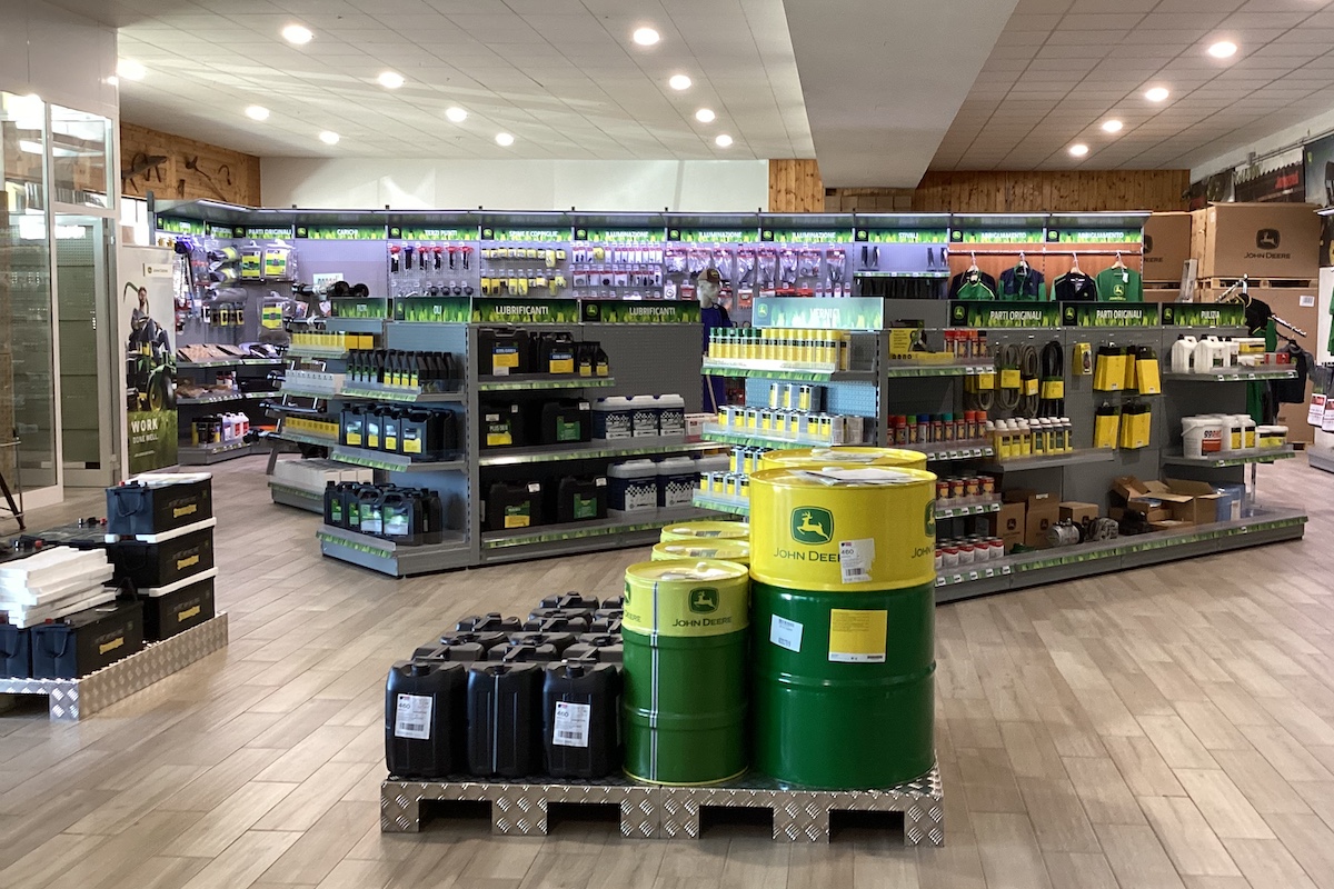 Kramp nel nuovo negozio Extraparts offre un vasto assortimento di parti e accessori per i prodotti John Deere
