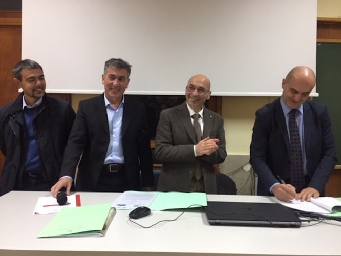 Firma dell'accordo tra Latte Arborea e l'Ufficio scolastico regionale per la Sardegna