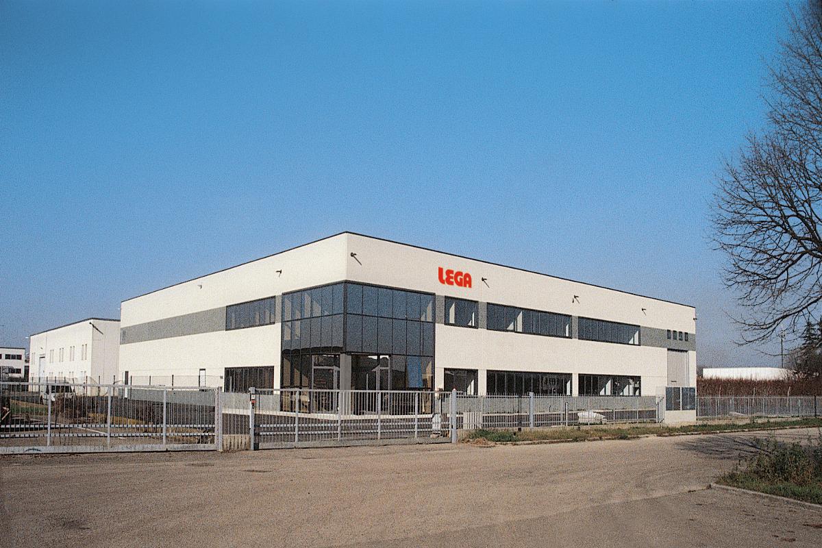 Lo stabilimento di Lega Italy a Faenza