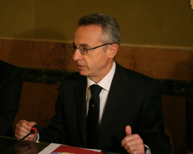 Il ministro Mario Catania
