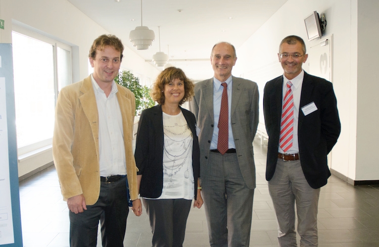Da sinistra: il professor Matteo Scampicchio, la professoressa Maria Cristina Nicoli, il rettore della Libera Università di Bolzano, il professore Walter Lorenz, e il professore Stefano Cesco