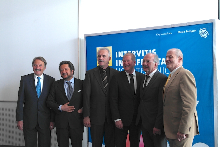 Da sinistra: Norbert Weber, Francesco Colpizzi, Hans-Peter Schwarz, Peter Grothues, Rudolf Nickenig e Ulrich Kromer von Baerle, alcuni degli organizzatori di Ivifho 2016