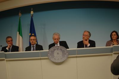 Ddl suolo, la presentazione del premier Mario Monti e del ministro Mario Catania