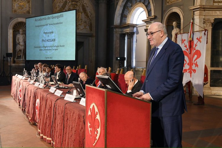 Il commissario Ue nel corso dell'inaugurazione del 264° anno accademico dell'Accademia dei Georgofili svoltasi lo scorso 7 aprile a Firenze