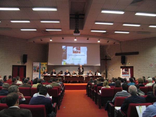 Un'immagine del convegno a Piacenza