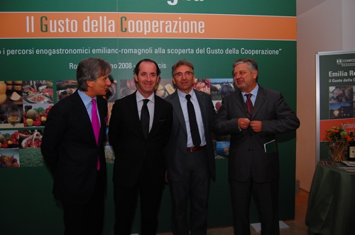 Presentazione del libro. Da sinistra: Paolo Bruni, Luca Zaia, Tiberio Rabboni e Giovanni Bettini 