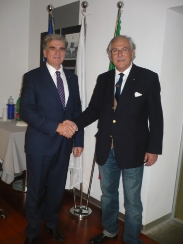 A destra il neoeletto Anacli Adriano Borgioli con Roberto Nocentini
