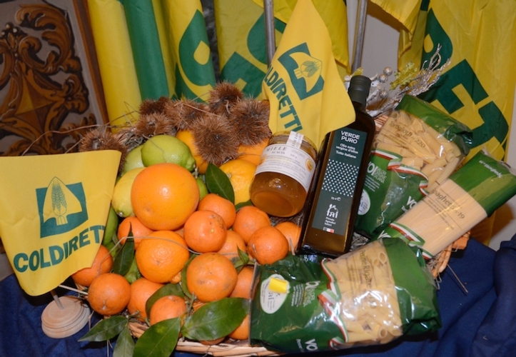 Coldiretti: i prodotti made in italy della dieta mediterranea come olio d’oliva, miele e agrumi saranno sufficienti per coprire i consumi di soli sei mesi del 2015