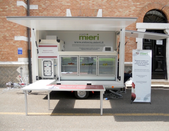 Progetto Mieri - Il negozio mobile con pannello solare