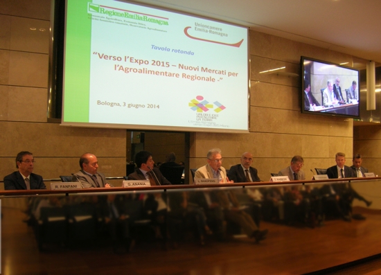  Un momento dell'incontro per la presentazione dei dati sull'agroalimentare italiano e regionale
