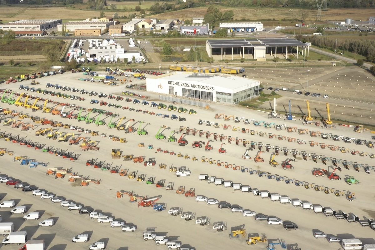Le macchine per l'agricoltura e la movimentazione di materiali in vendita alla prima asta autunnale di Ritchie Bros Italia