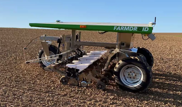 Farmdroid, robot per la semina e il controllo meccanico delle malerbe