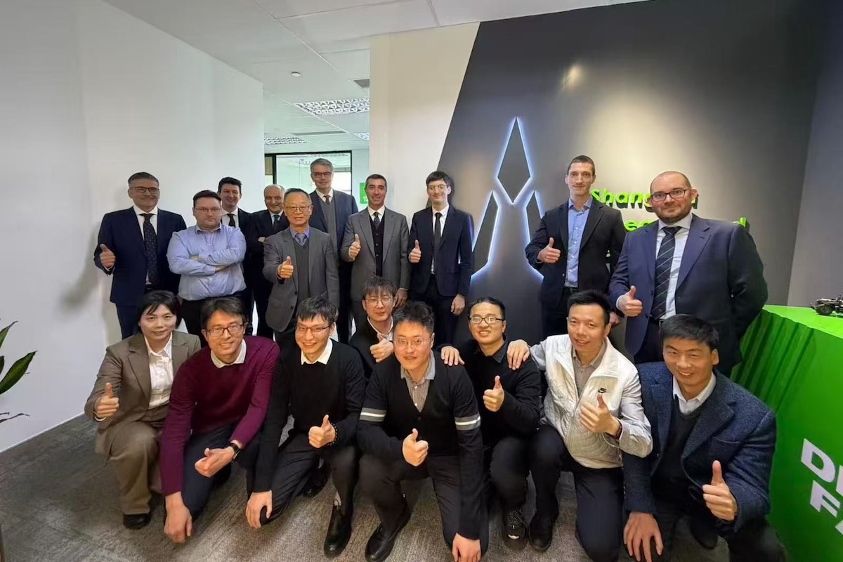Il team SDF nel nuovo Competence Centre dedicato all'elettrificazione realizzato dal Gruppo a Shanghai in Cina