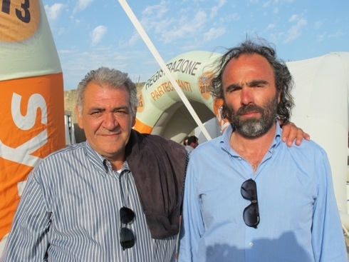 Giuseppe Costa, a destra nella foto, rivenditore della Provincia di Palermo