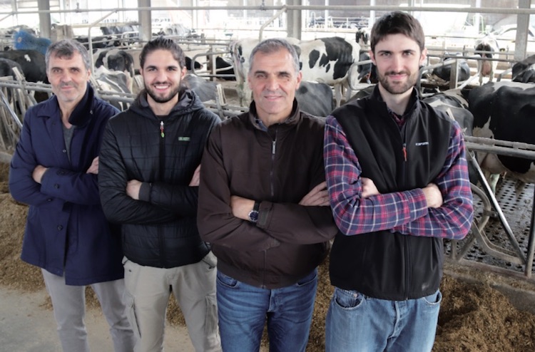 I titolari dell'azienda Cecutti. Da sinistra: Silvano, Marco, Stefano e Nicola Cecutti