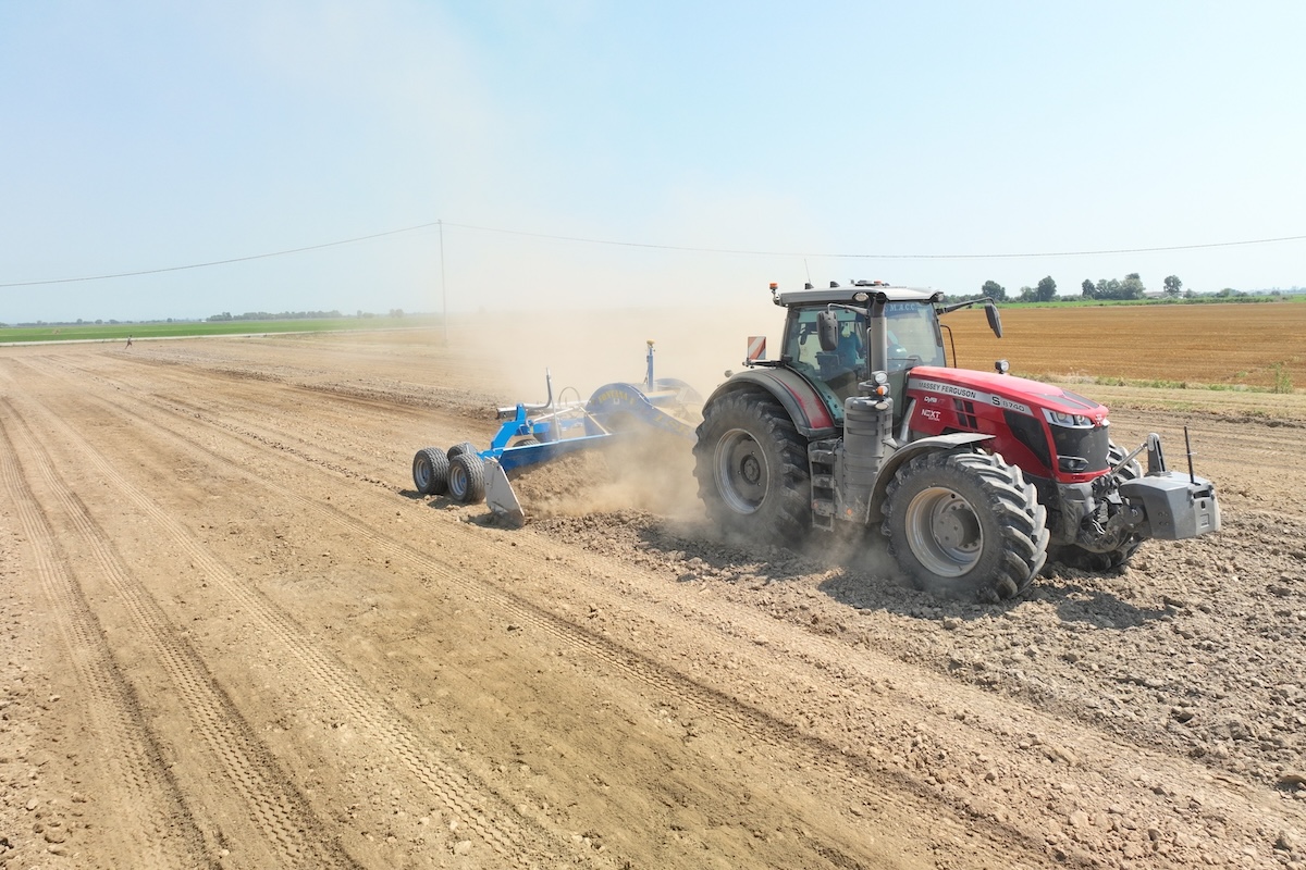 Il livellamento Gps con la tecnologia Topcon assicura massima precisione e redditività
