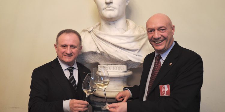 Da sinistra: Giuseppe Vaccarini presidente Aspi e Vito Intini presidente Onav