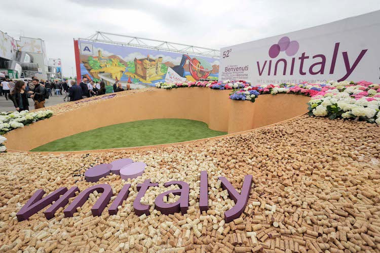 Maurizio Danese, presidente di Veronafiere: 'Il Vinitaly ha confermato la vocazione di rassegna dedicata al business e alla promozione del mondo vitivinicolo'