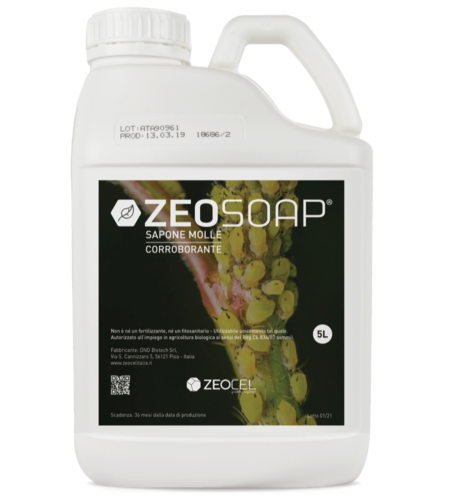 Zeosoap® è in grado di ridurre naturalmente la tensione superficiale dell'acqua migliorando la distribuzione e la copertura dei trattamenti sulla vegetazione